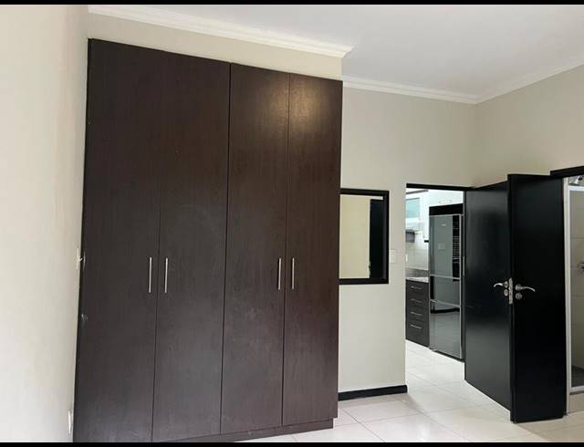 1 BEDROOM PROPERTY TO RENT IN UMHLANGA RIDGE